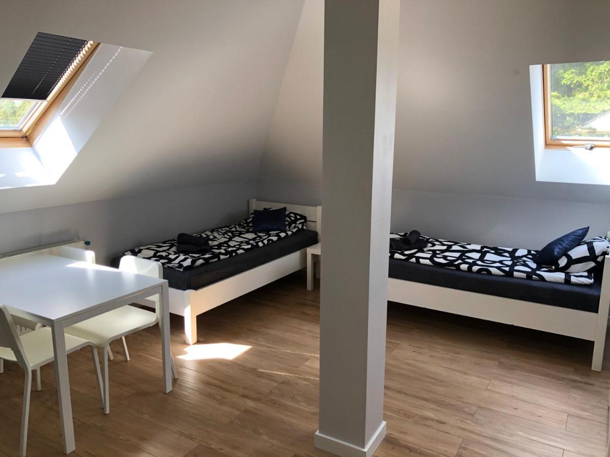 Klimatyzowane Apartamenty I Pokoje Przy Targach Kielce Exterior foto