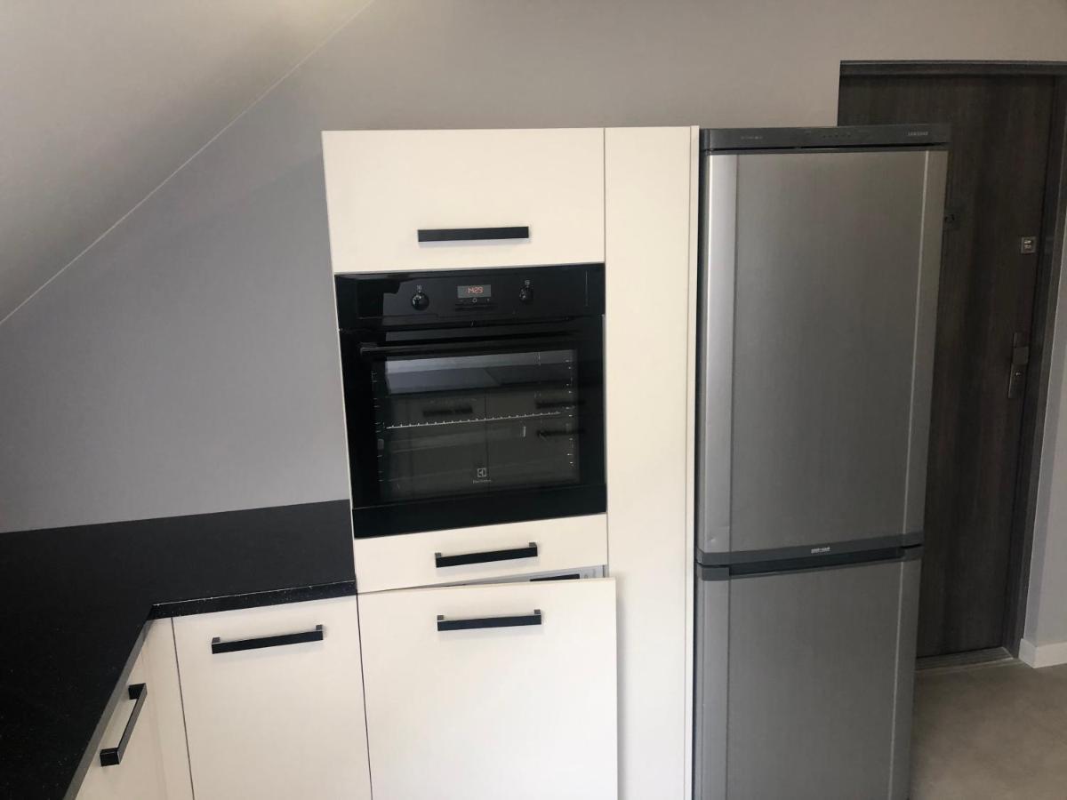 Klimatyzowane Apartamenty I Pokoje Przy Targach Kielce Exterior foto
